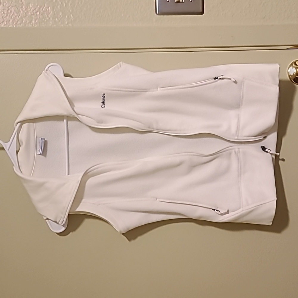 Columbia fleece vest